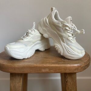 Dream Pairs Women's Cream Sneakers